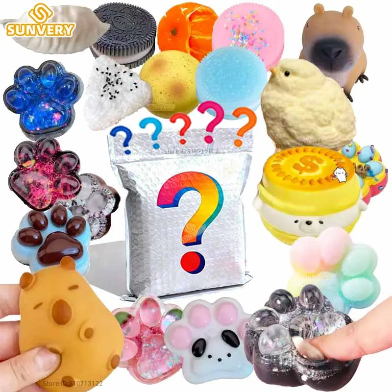 Surprise & Delight: Mystery Cat Paw Blind Bag Fidget